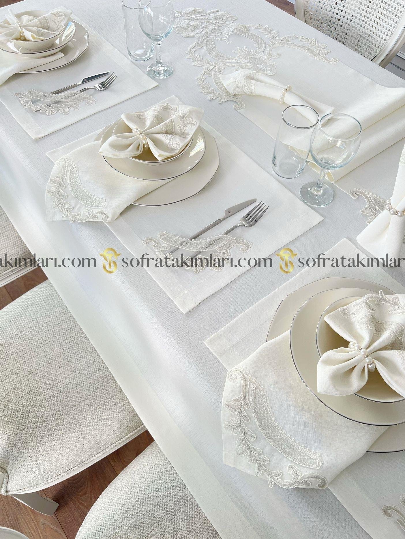Zahira Model Eko Sofra Takımı 38 Parça Amerikan Servisli Set - Gümüş Dantelli - Kırık Beyaz Kumaş