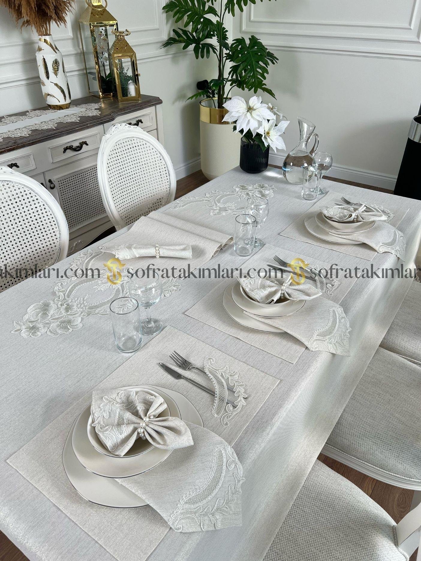 Zahira Model Eko Sofra Takımı 38 Parça Amerikan Servisli Set - Gümüş Dantelli - Işıltılı Taş Rengi Kumaş