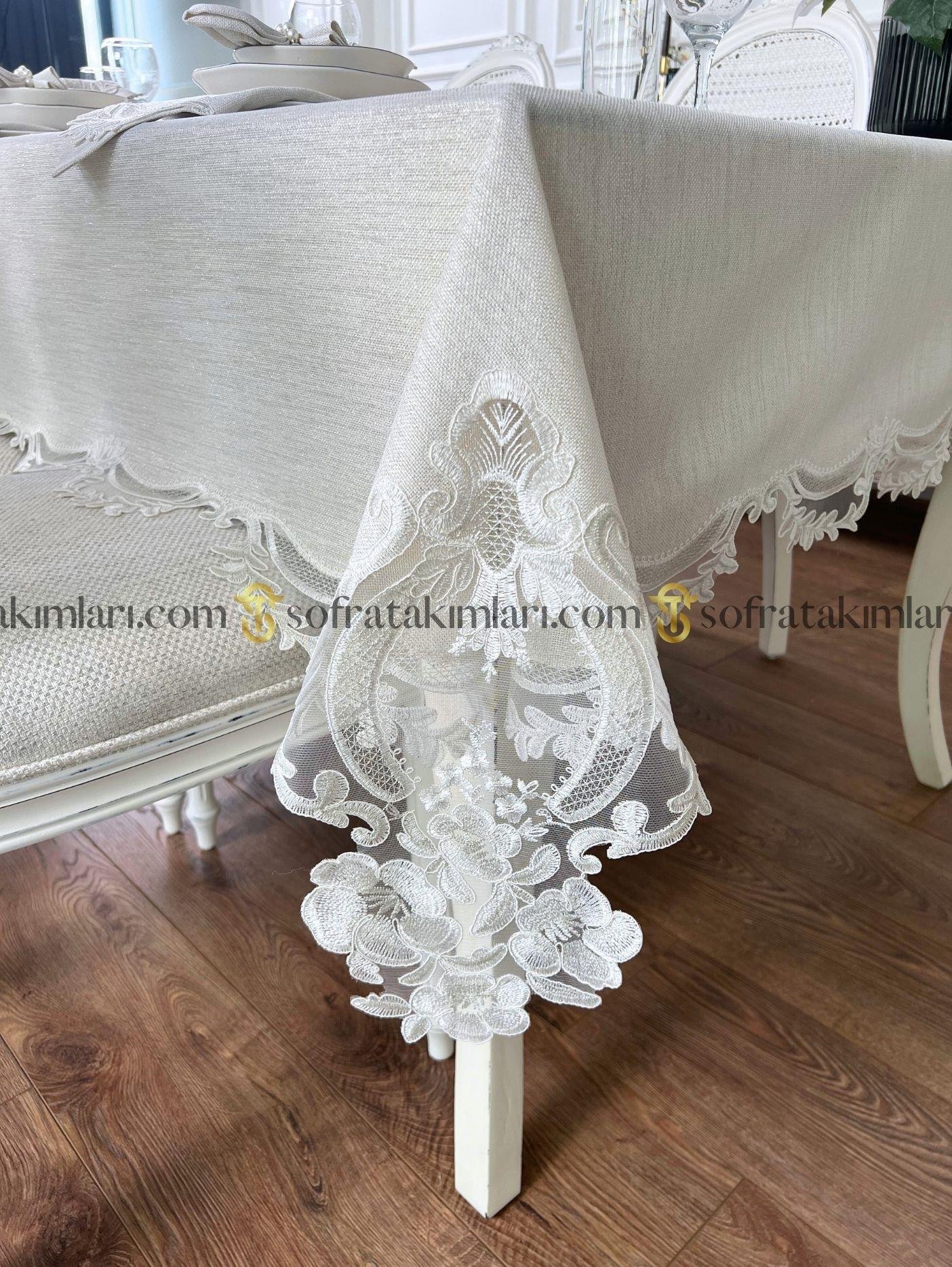 Zahira Model Lüx Sofra Takımı 38 Parça Amerikan Servisli Set - Gümüş Dantelli - Işıltılı Taş Rengi Kumaş