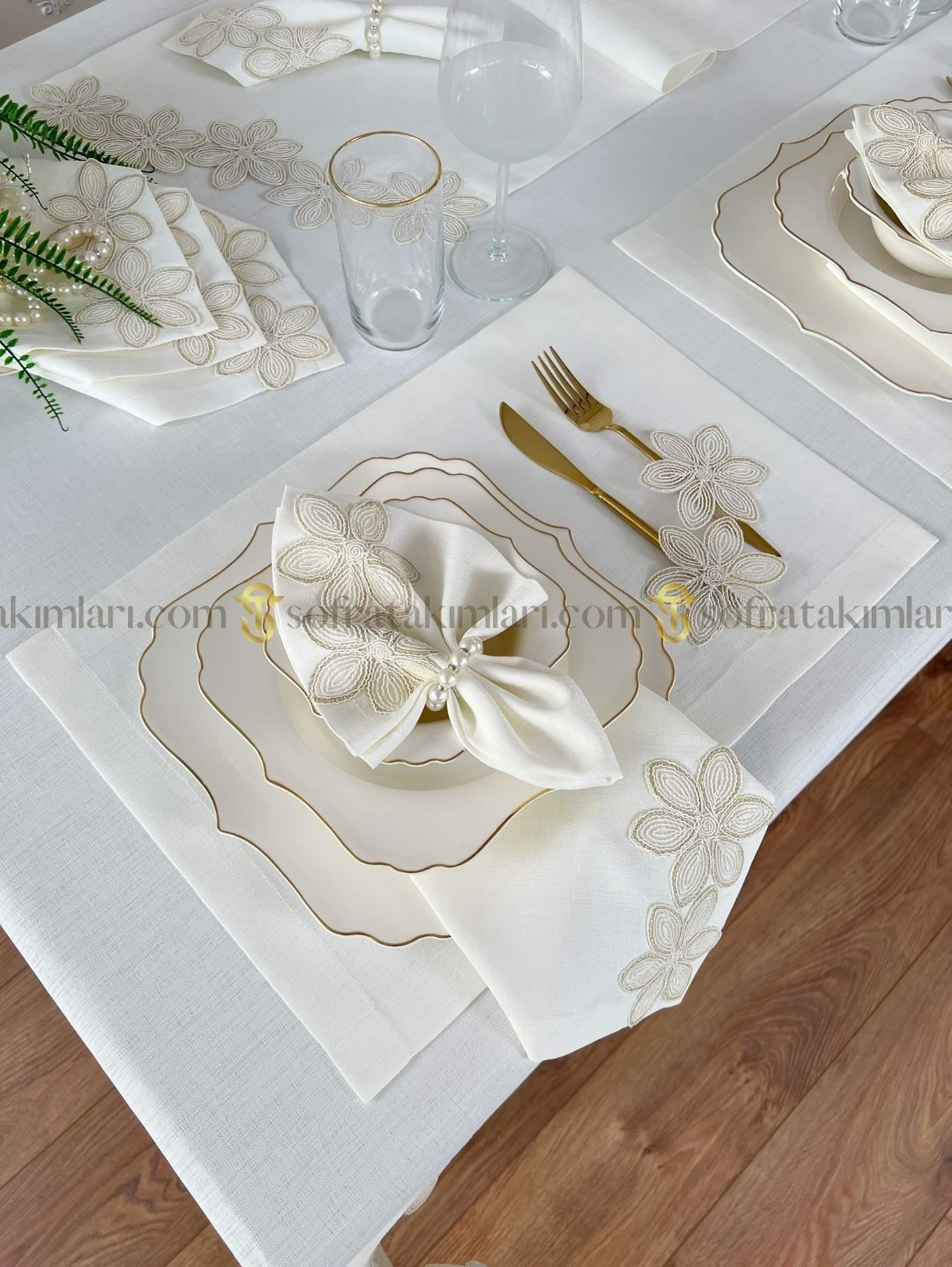Zenya Model Eko Sofra Takımı - 38 Parça Amerikan Servisli Set - Gold Dantelli - Kırık Beyaz Kumaş