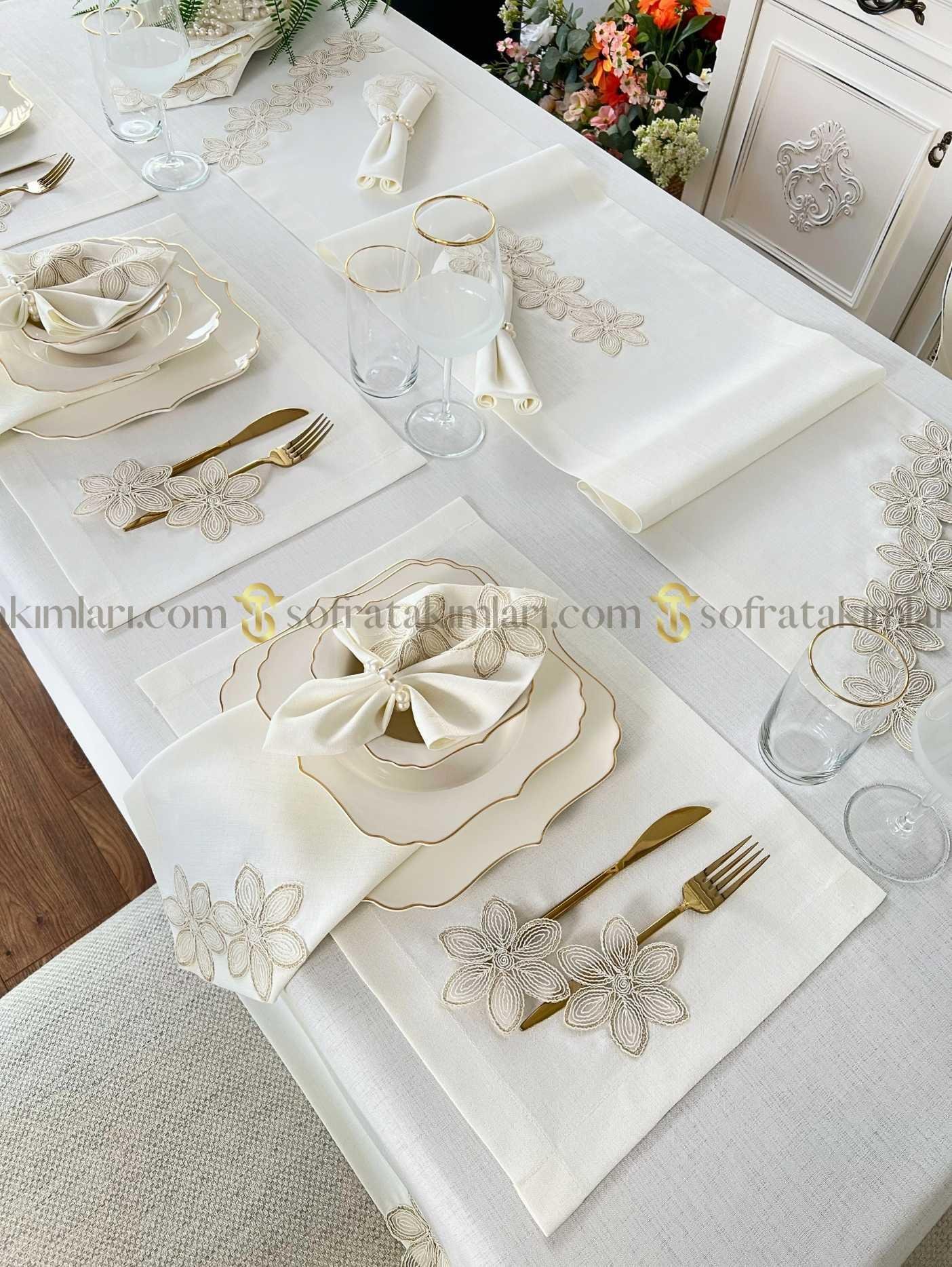 Zenya Model Eko Sofra Takımı - 38 Parça Amerikan Servisli Set - Gold Dantelli - Kırık Beyaz Kumaş