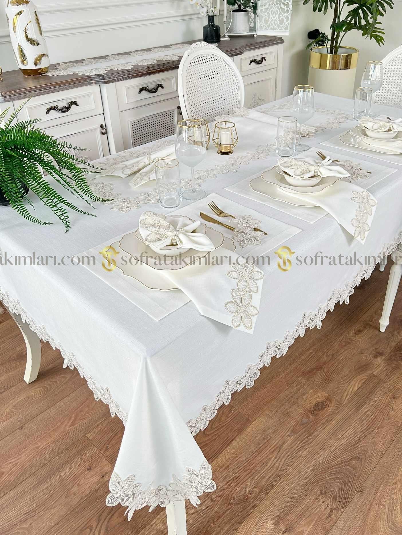 Zenya Model Lüx Sofra Takımı - 38 Parça Amerikan Servisli Set - Gold Dantelli - Kırık Beyaz Kumaş