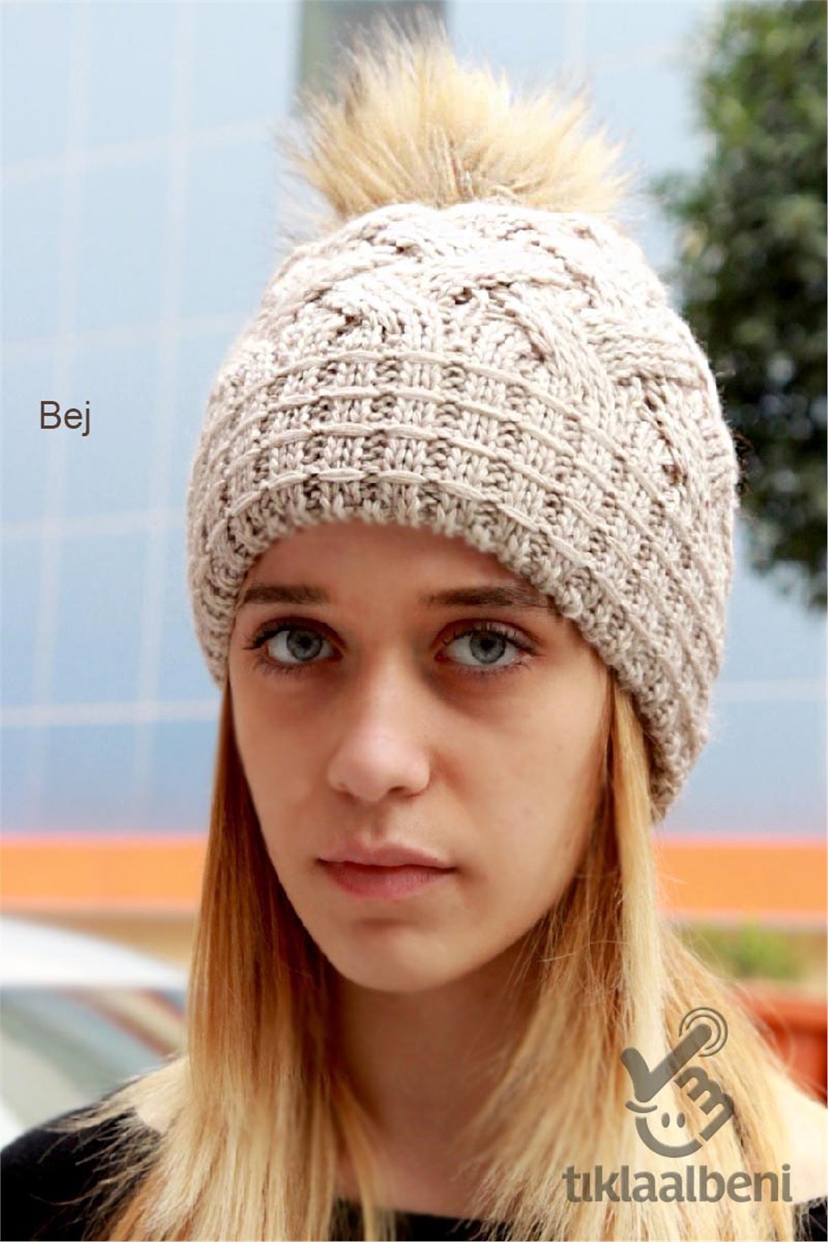 Kürk Ponponlu Çift Kat Bayan Bere 52210 - Siyah 