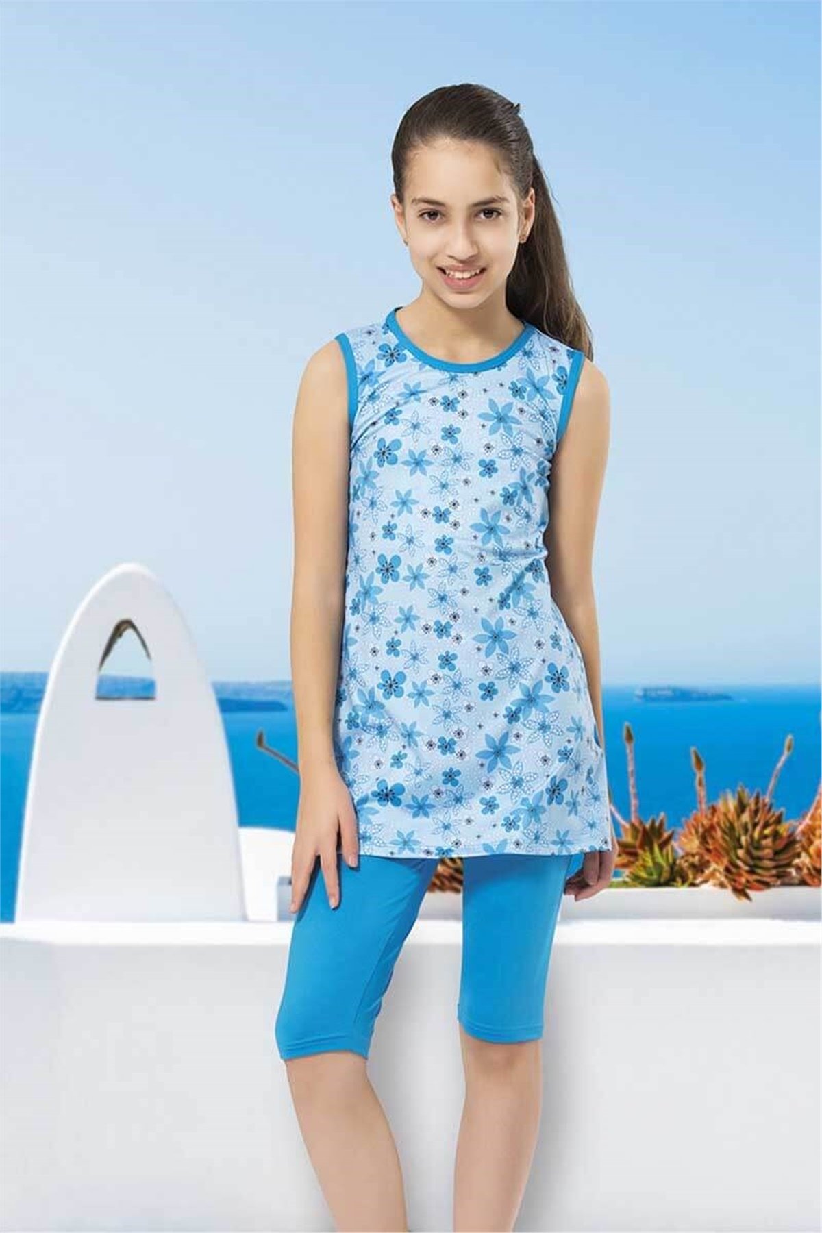 Çiçekli Tasarım Turkuaz Kız Çocuk Yarı Kapalı Mayo 2500