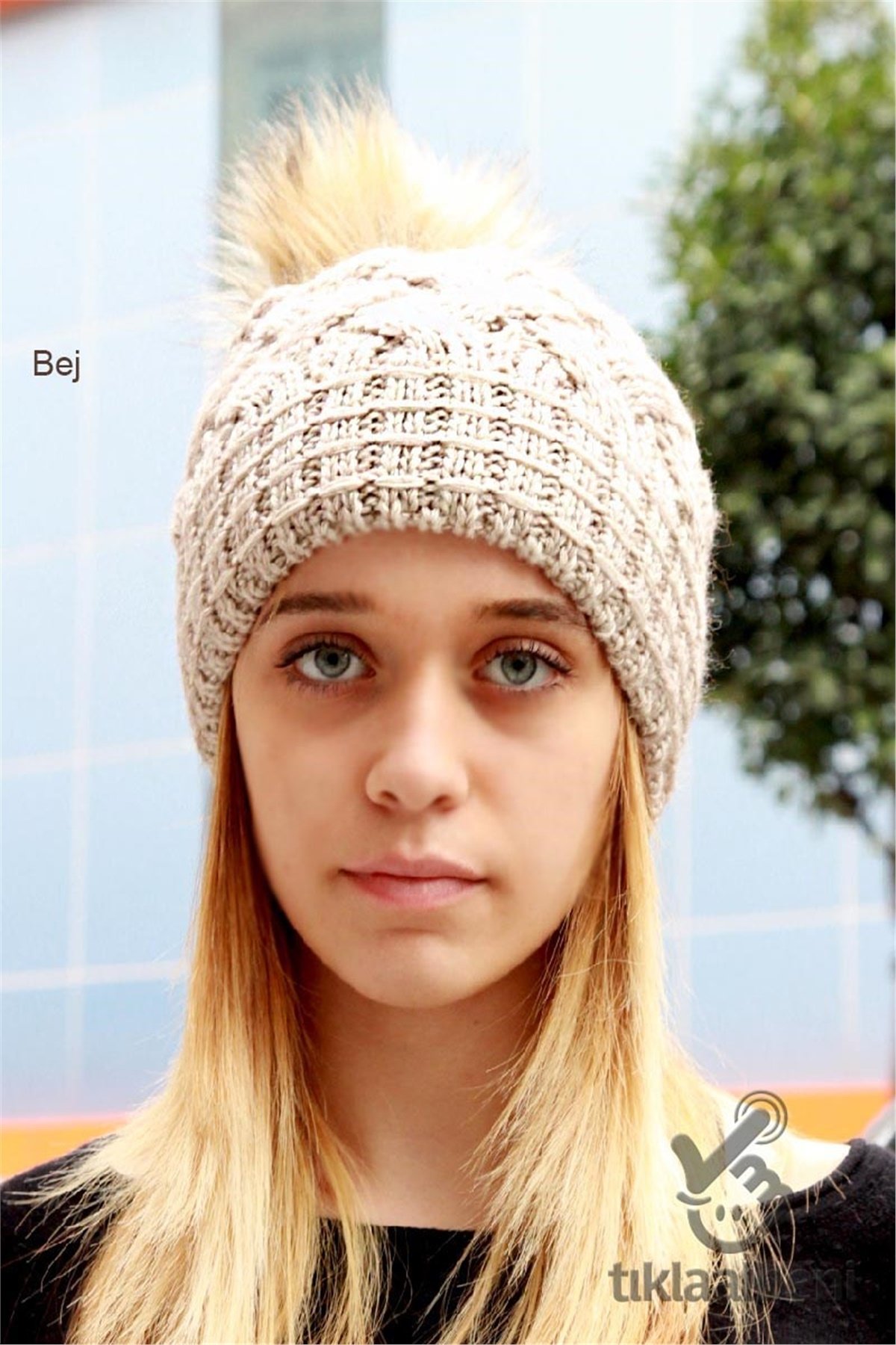 Kürk Ponponlu Çift Kat Bayan Bere 52210 Bej