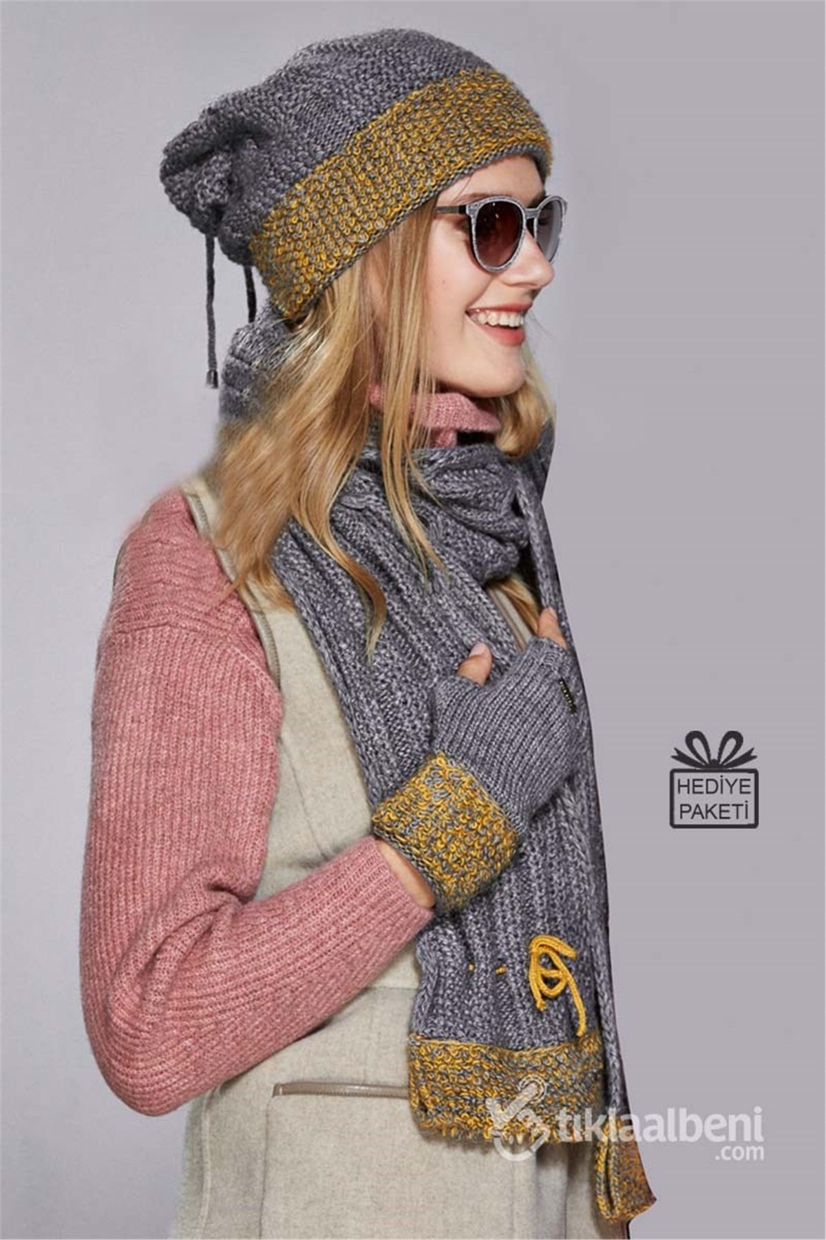 İstanbul 606 Bayan Atkı Bere Eldiven 3'lü Takım Ekru