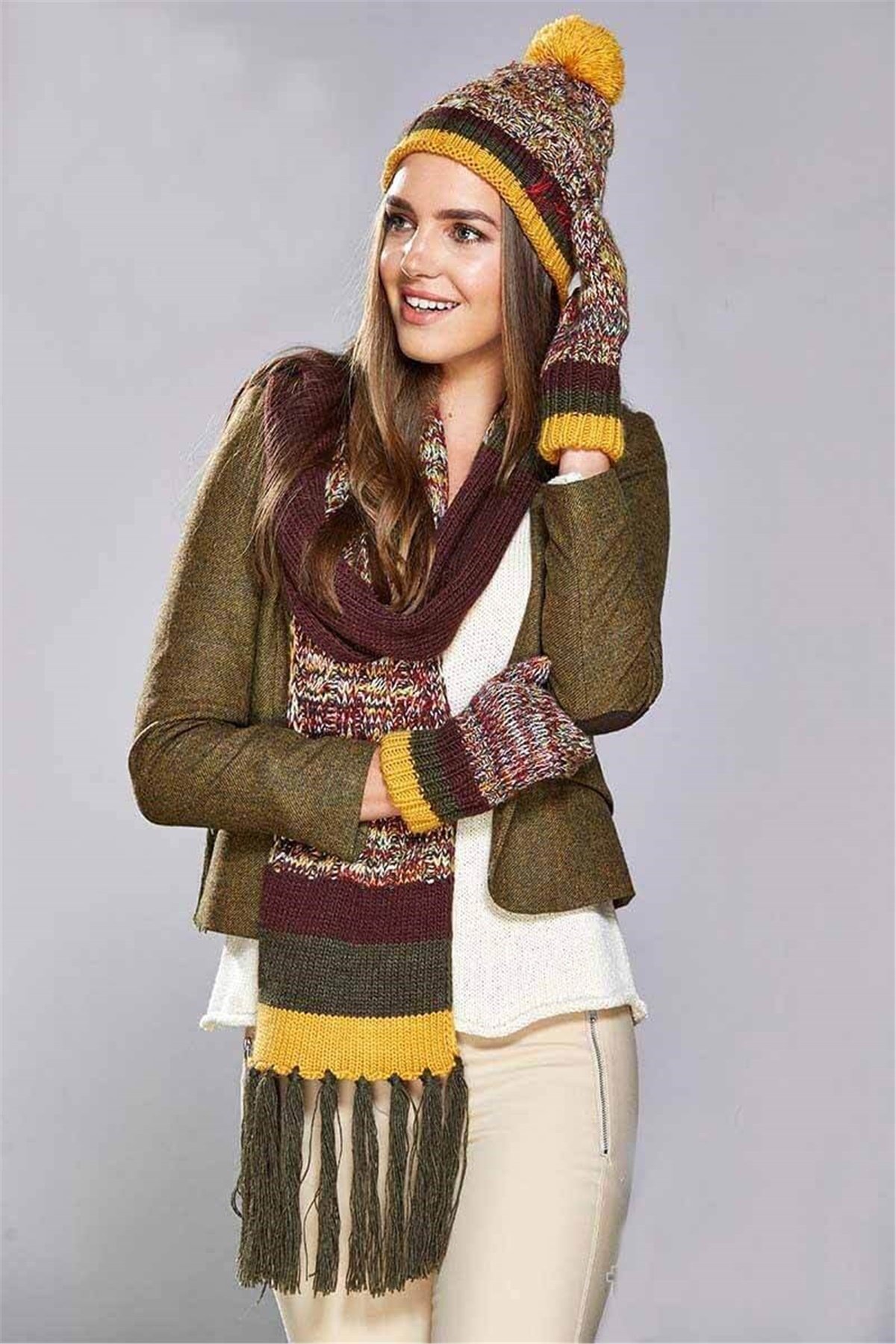 Kız Kulesi Bayan Atkı Bere Eldiven Takımı