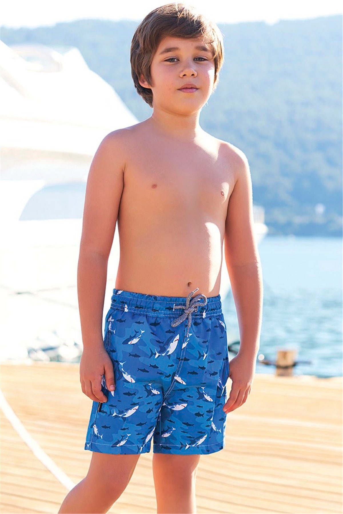 Köpek Balıklı Havuz Şortu G1169