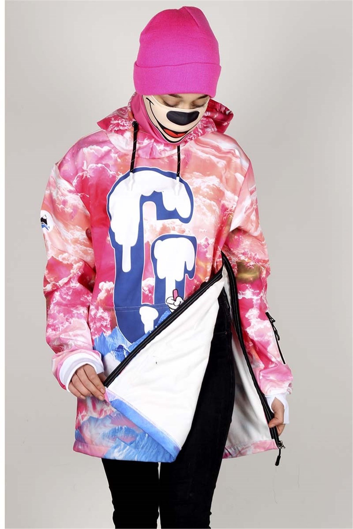 Snowsea Marka Kayak Montu, Minnie Mousa Snowboard Montu SS13