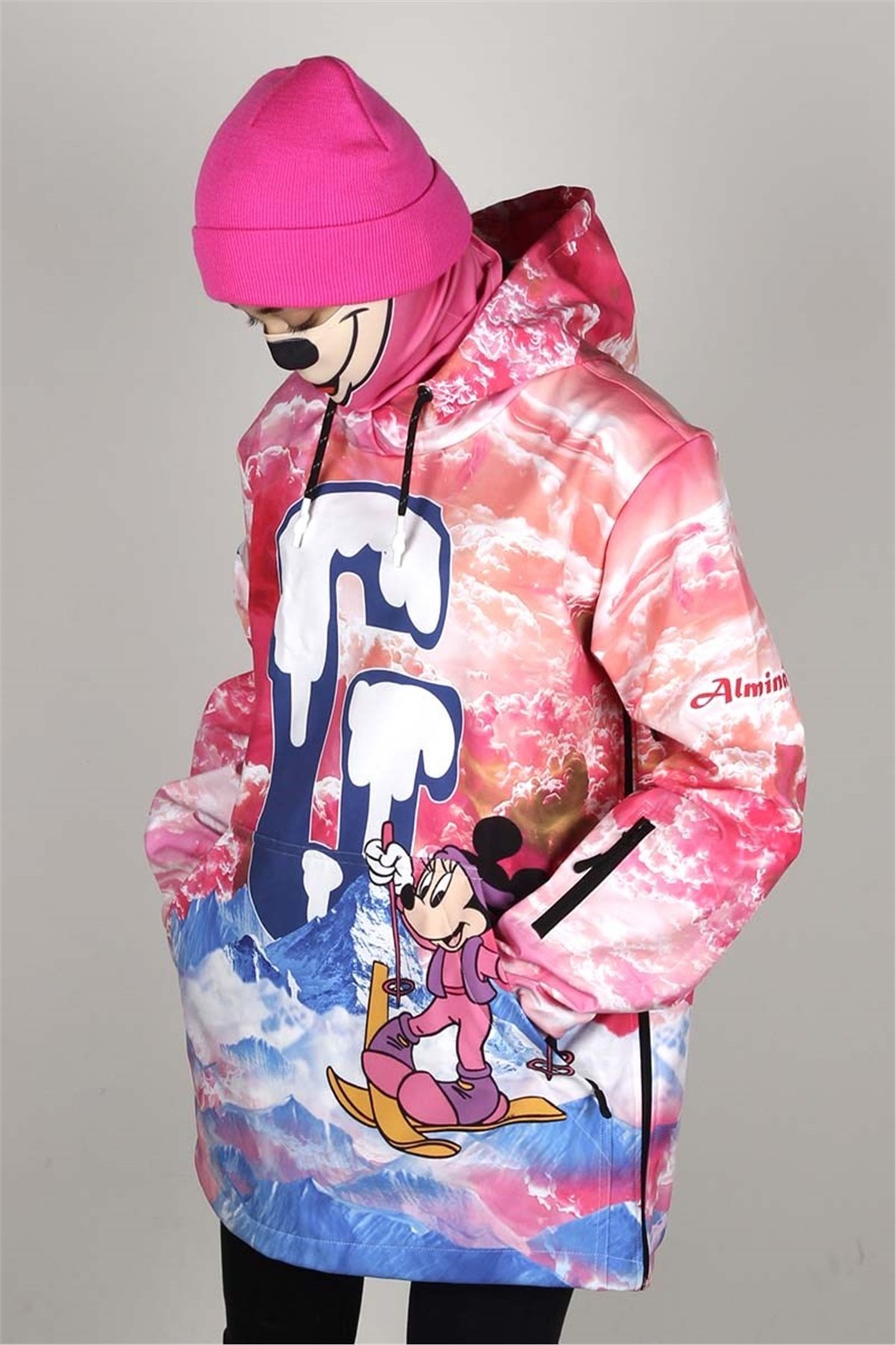 Snowsea Marka Kayak Montu, Minnie Mousa Snowboard Montu SS13