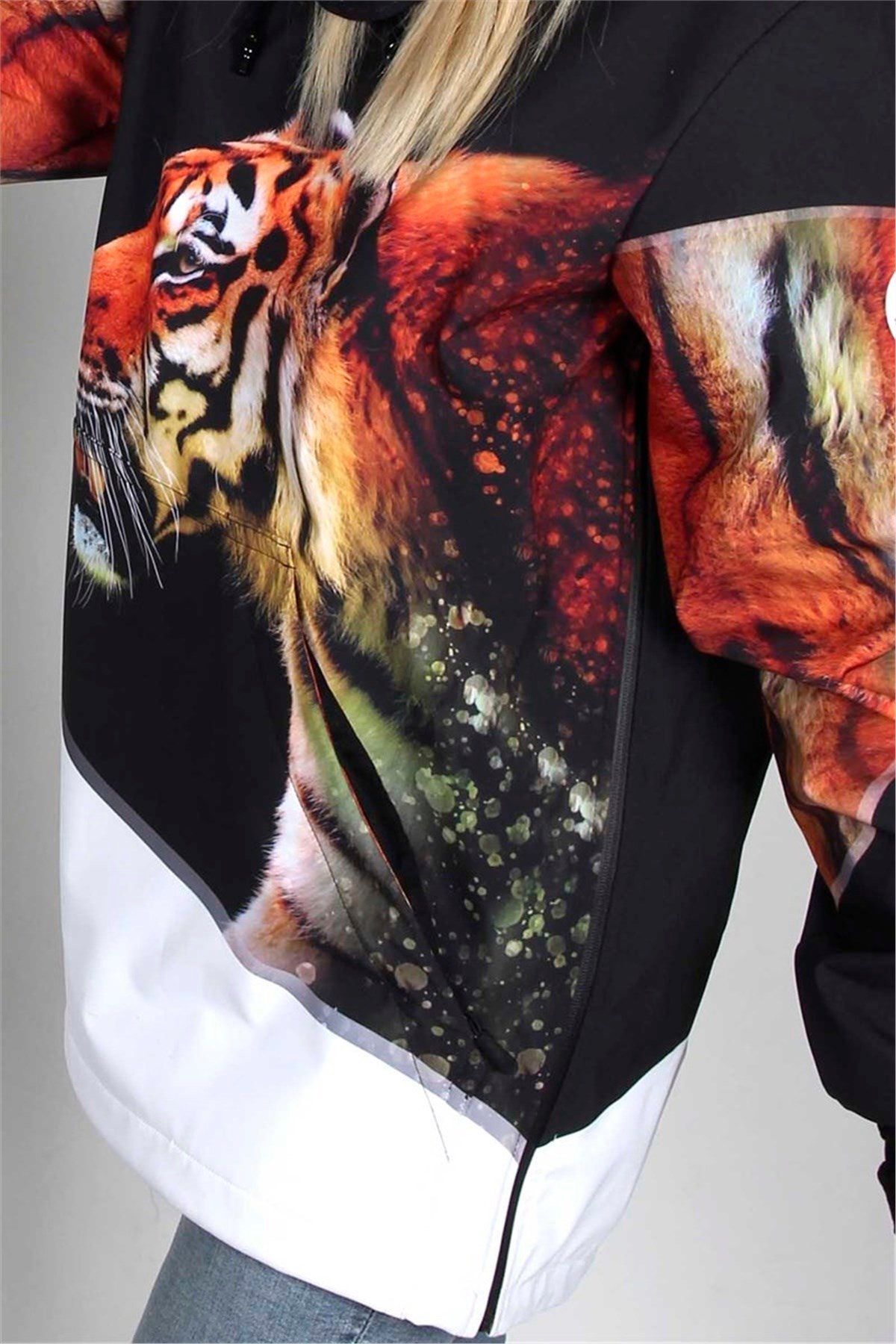 Snowsea SS5579-1 Snowproof Wild Tiger Snowboard Montu