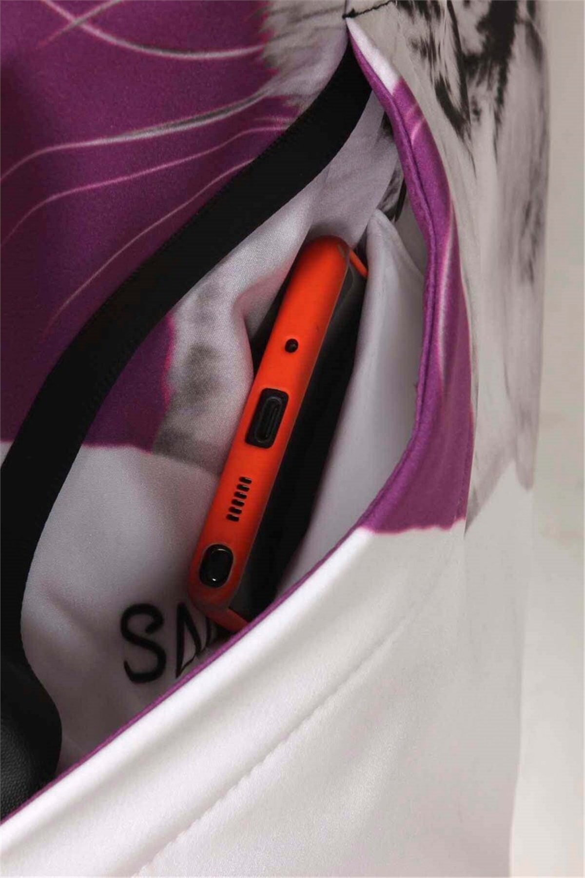 Snowsea SS5591 White Tiger Outdoor Snowboard or Ski Jacket