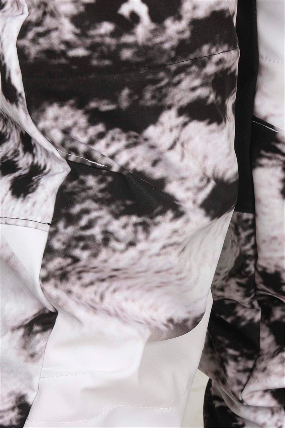 Snowsea Wild Serisi White Tiger Kayak ve SNowboard Mont ve Pantolon Takım