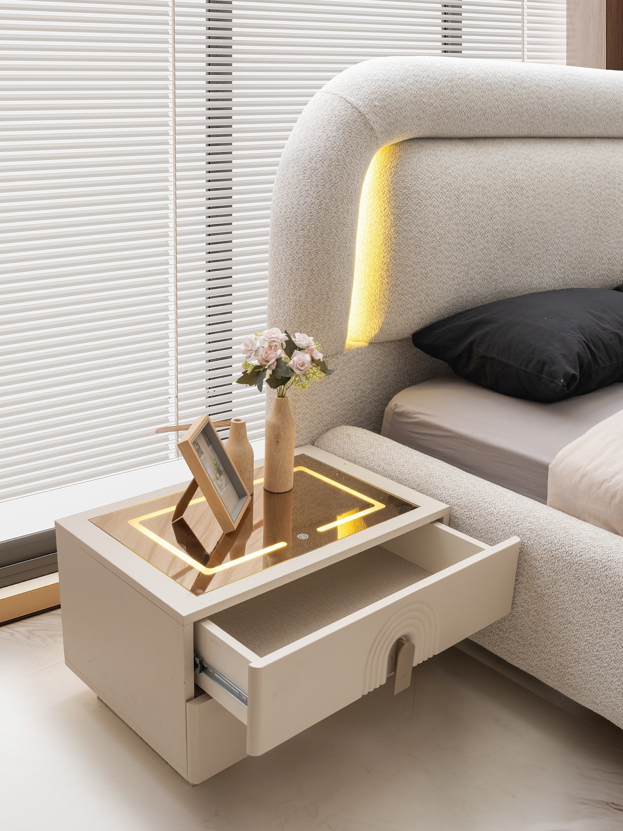 Luzzi MDF 6 Kapaklı Yatak Odası Takımı Başlıklı 246x58x215cm