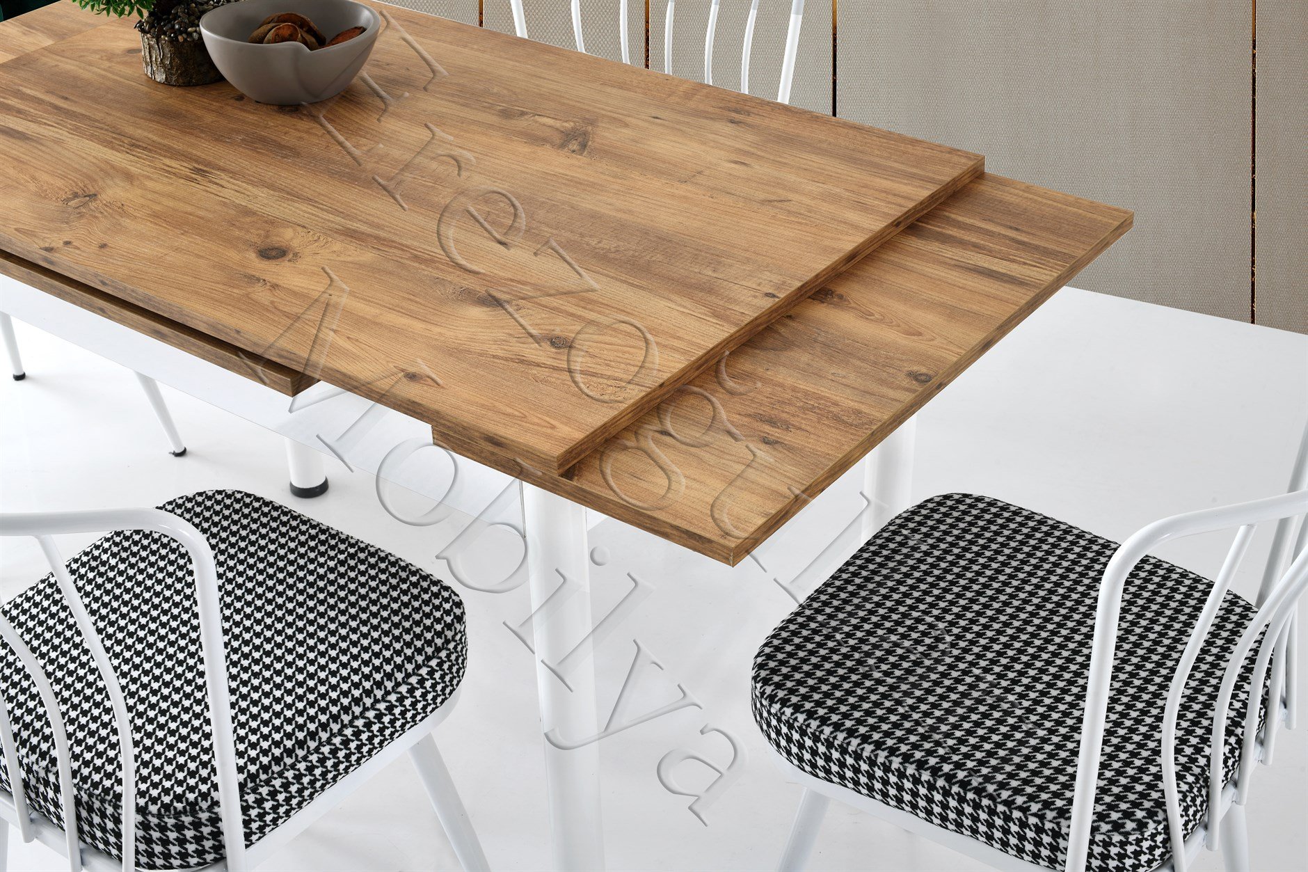Smart Açılır Mutfak Masası ve 4 Adet Sandalye Takımı 70*110cm