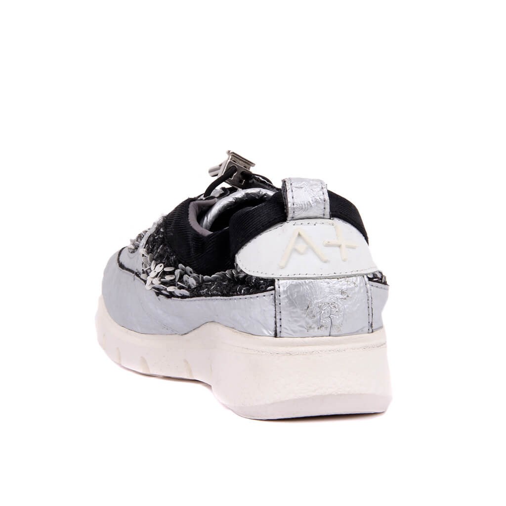 2986-LAKERS A + WOMAN SHOES