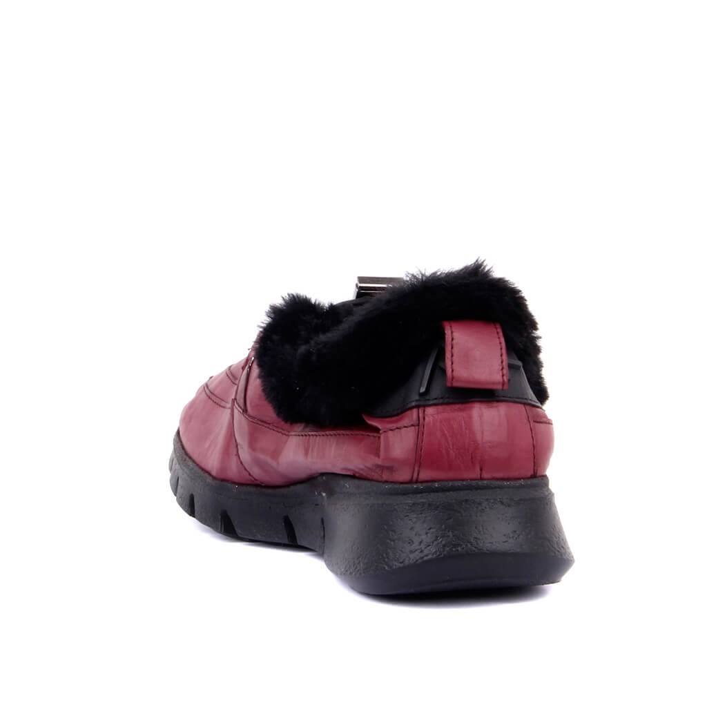 2986-LAKERS A + WOMAN SHOES