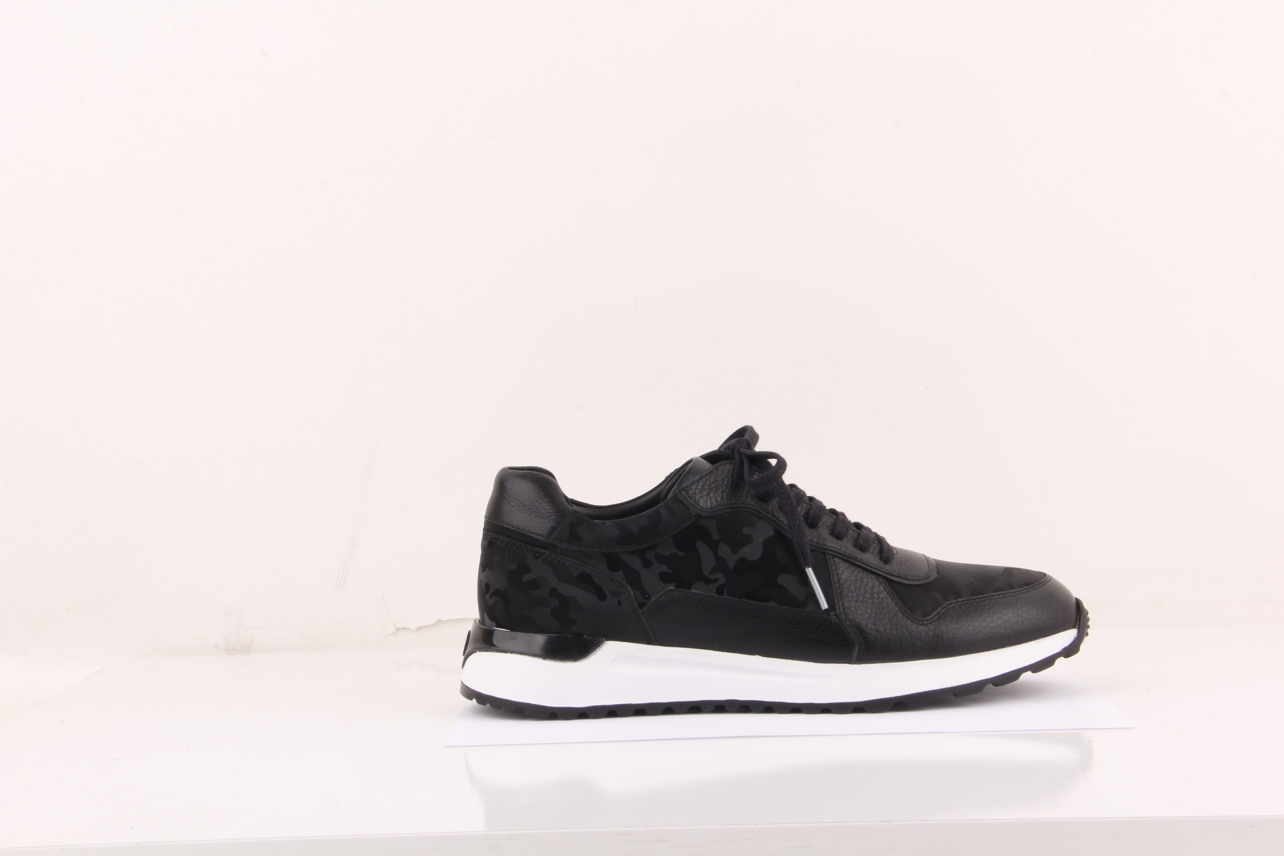 SneakersSail Lakers - Siyah Bağcıklı Erkek Günlük Ayakkabı 101-054-H1071101-054-H1071 R3 SIYAH FLT-SYH KMFLJ-SYH SC.