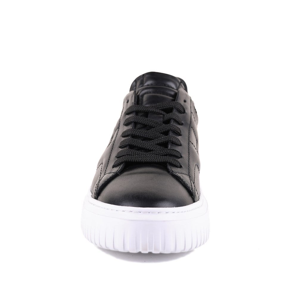 SneakersSail Lakers - Siyah Deri Bağcıklı Erkek Günlük Ayakkabı 101-1029-4406101-1029-4406 R11 SIYAH NAPA