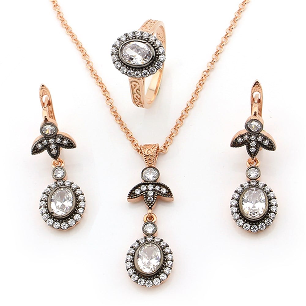 GÜMÜŞ ÇİÇEKLİ MODEL ZARİF SET