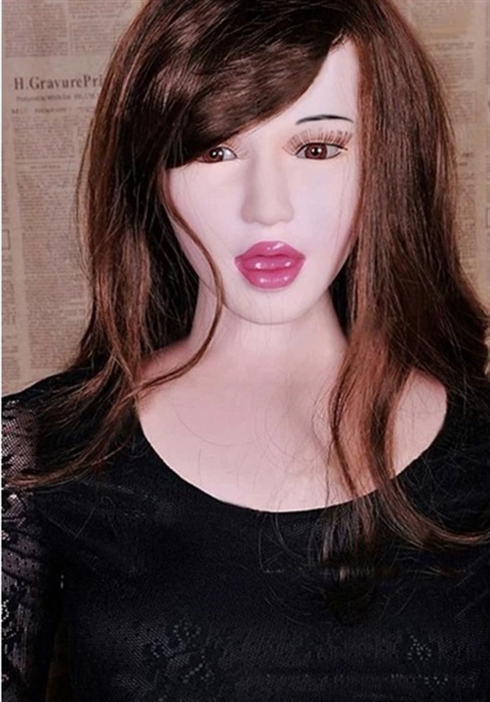 Valeria Büyük Boy Titreşimli Realistik Şişme Manken