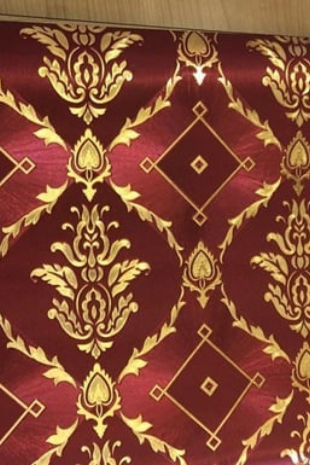 Gold Burgundy Damask Pattern Wallpaper D-90108