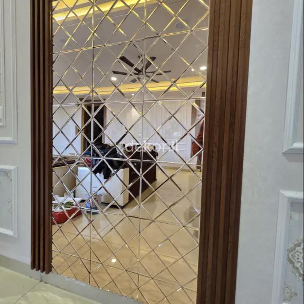 Kendinden Yapışkanlı Karo Ayna İnce Baklava Silver 30*30 cm