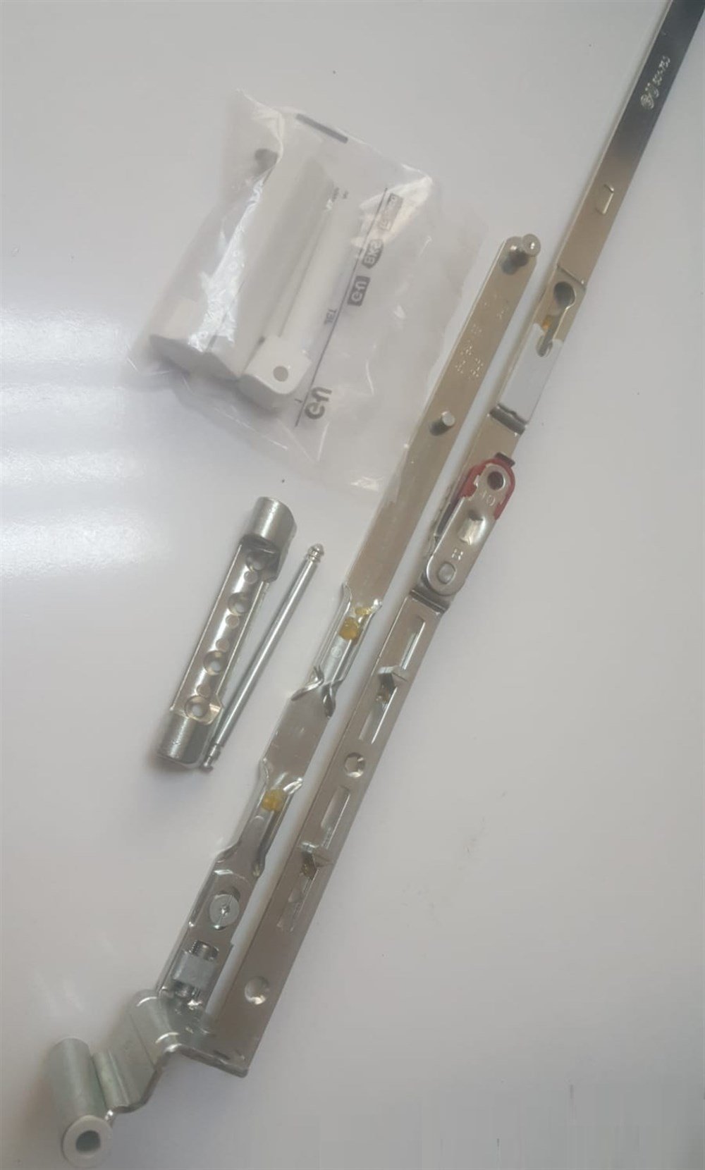 501-750 KASA-KANAT MAKAS VE MENTEŞESİ KAPĞAI İLE BERABER SAĞ