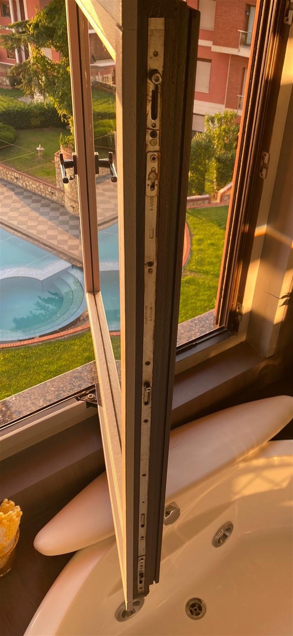 AHŞAP PİVOT MENTŞE TEMEL TAKIMI UNİTAS