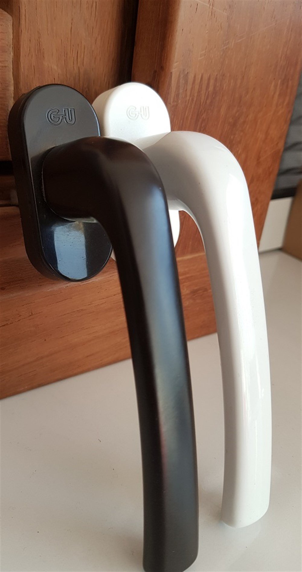 Gu Soprano Pencere Kolu Beyaz