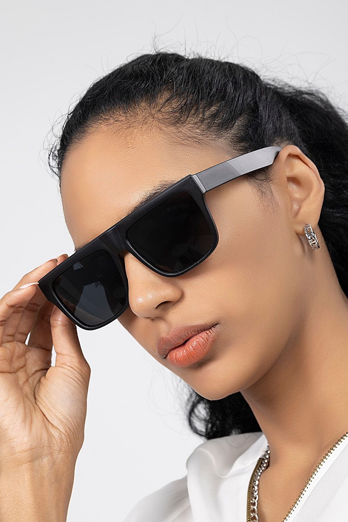 Çivi Detaylı Unisex Güneş Gözlüğü Pl22kg601r002