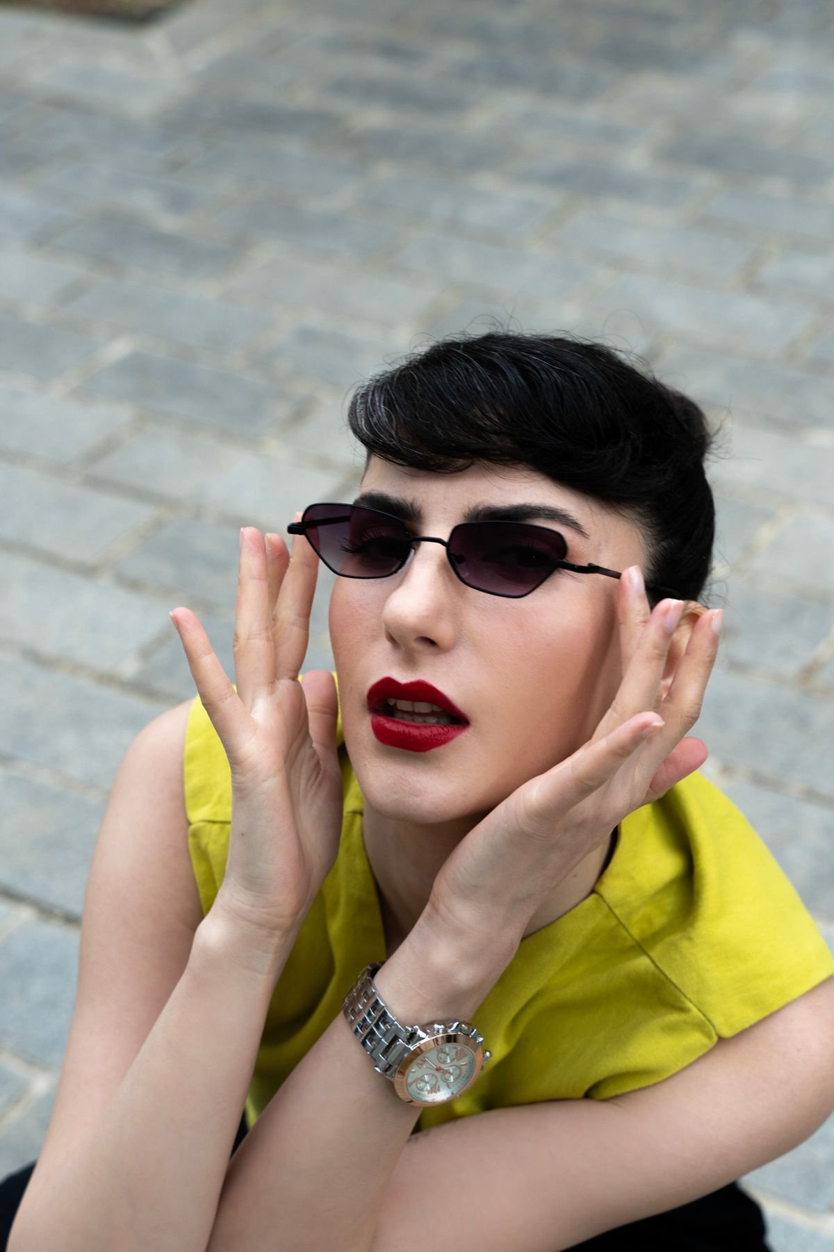 Geometrik Metal Çerçeve Siyah Kadın Güneş Gözlüğü