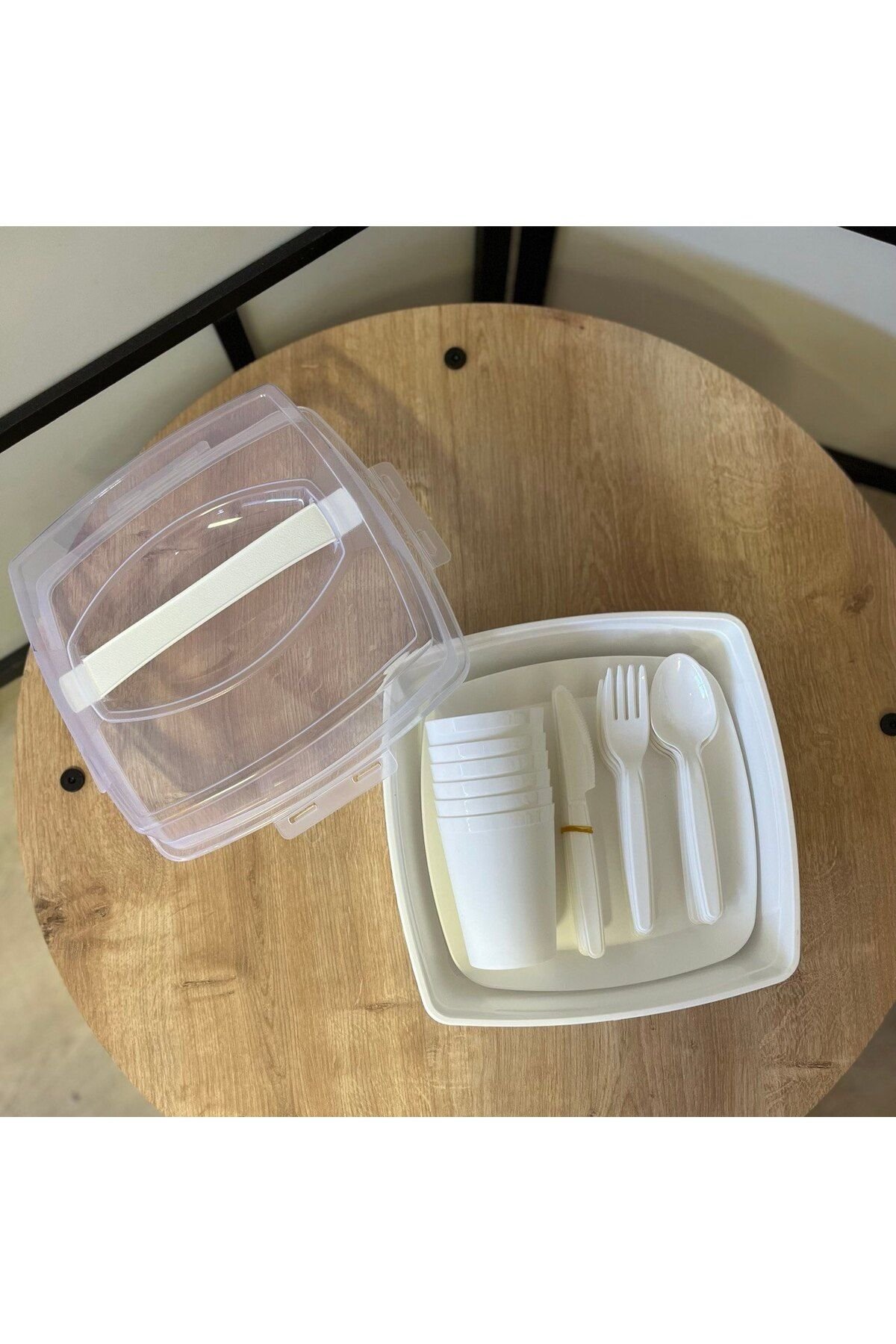 HOME Beyaz 31 Parça Piknik Seti (6 Bardak, 6 Çatal, 6 Bıçak, 6 Tabak, 6 Kaşık, 1 Taşıma Çantası)