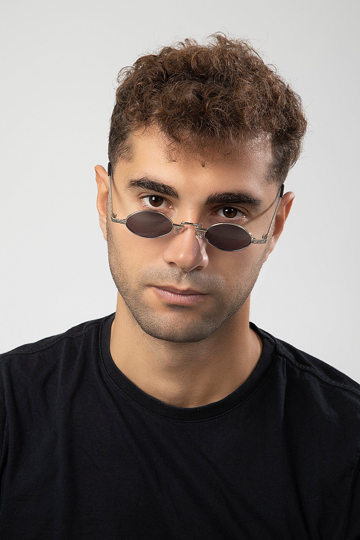 Minimal Retro Metal Elips Çerçeve Erkek Güneş Gözlüğü