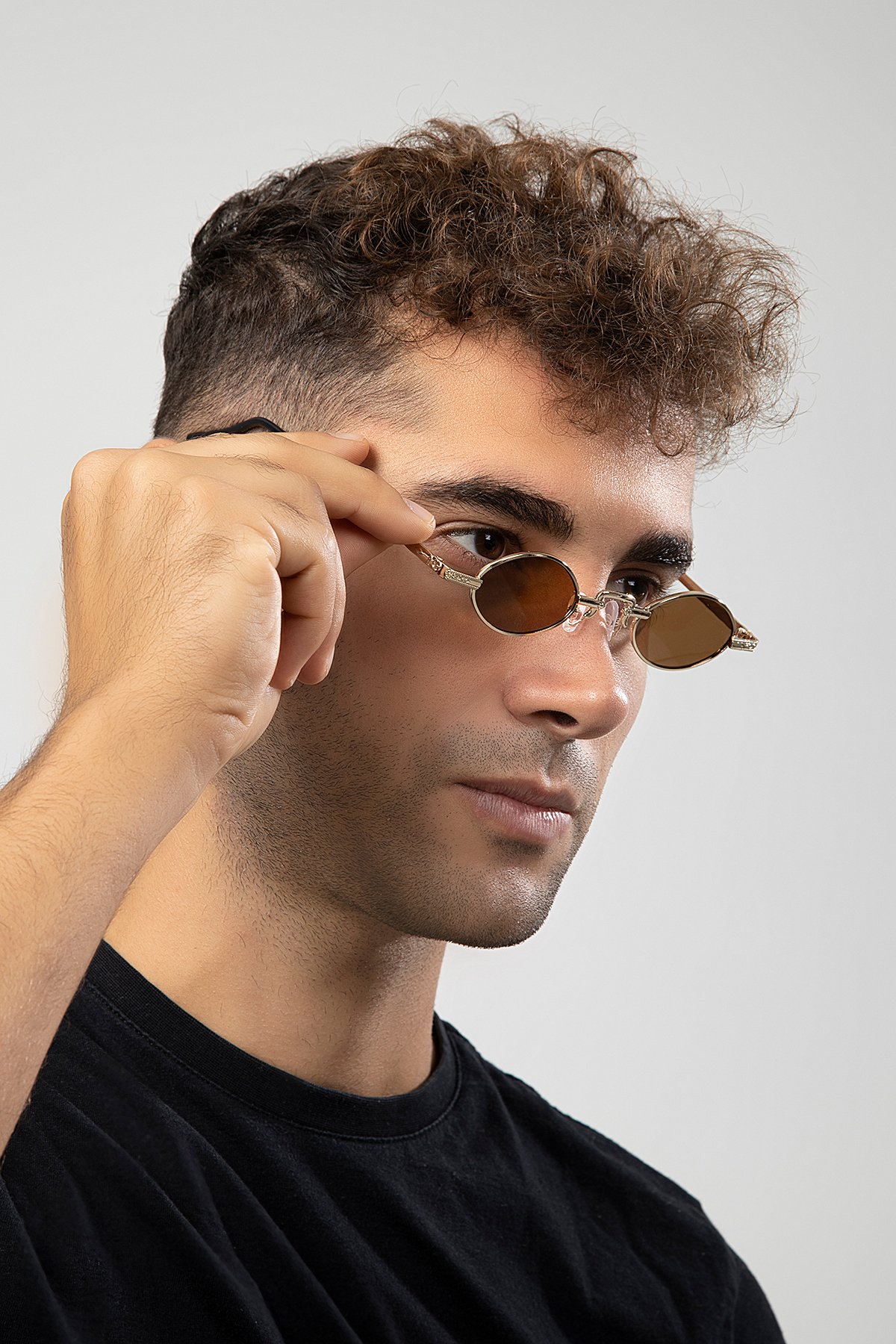 Minimal Retro Metal Elips Çerçeve Erkek Güneş Gözlüğü