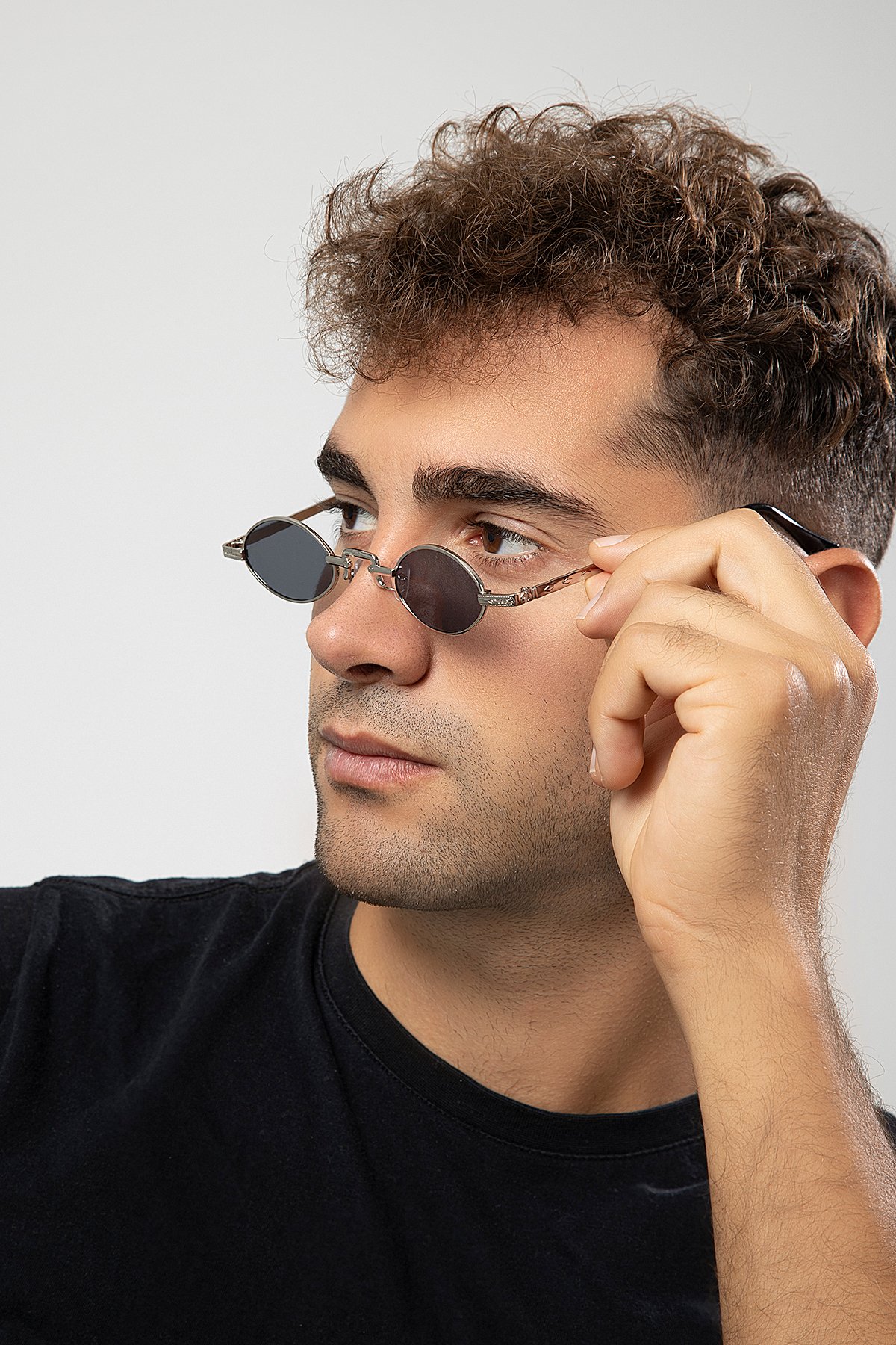 Minimal Retro Metal Elips Çerçeve Erkek Güneş Gözlüğü