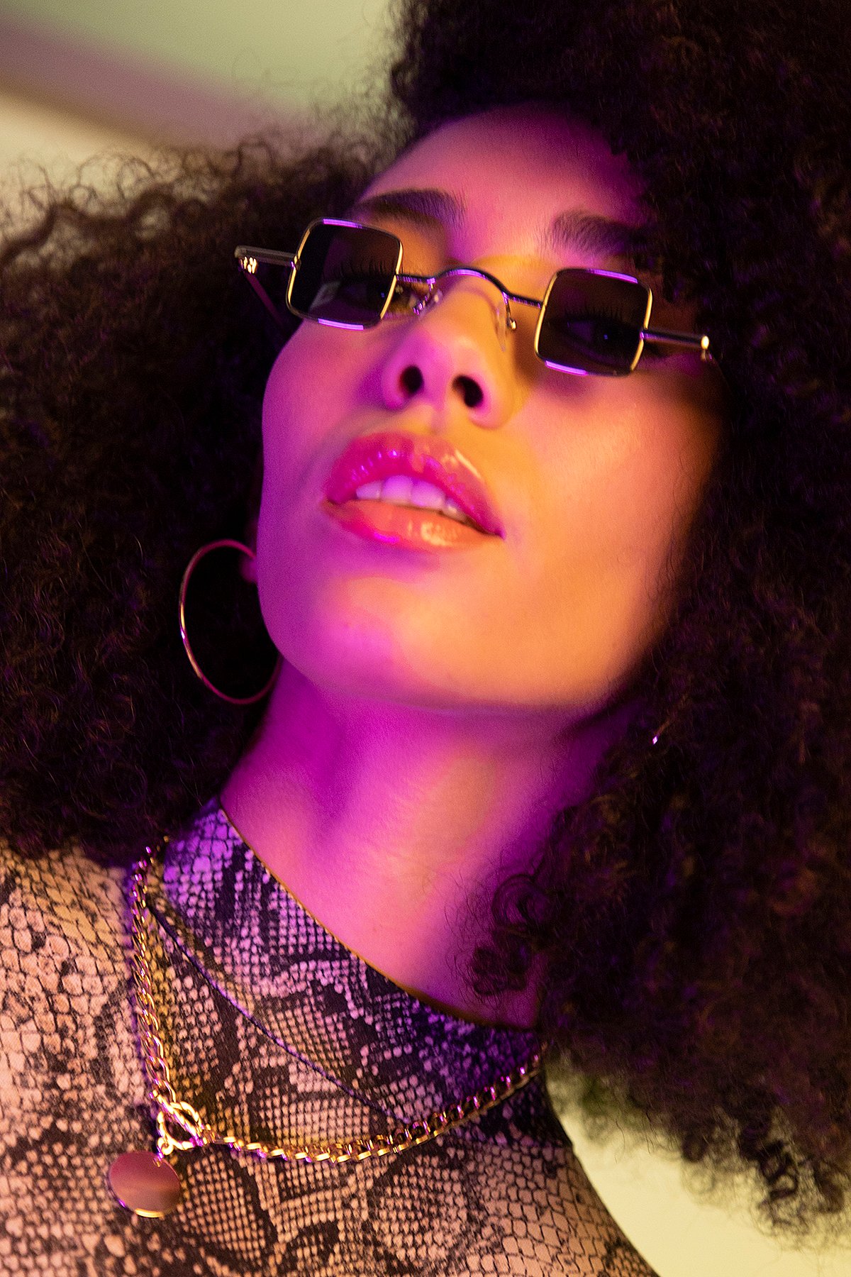 POLO55 Metal Çerçeveli Küçük Kare Kadın Güneş Gözlüğü PL21kg109r002