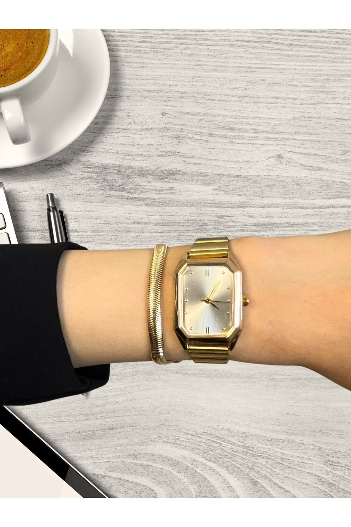 POLO55 Minimal Dikdörtgen Ayarlanabilir Kordon Gold Renk Kadın Kol Saati