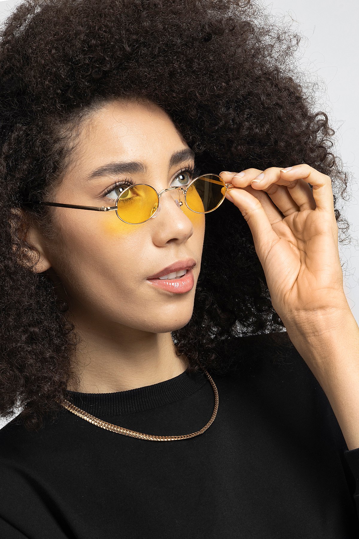 POLO55 Sarı Camlı Gold Metal Çerçeveli Küçük Oval Güneş Gözlüğü
