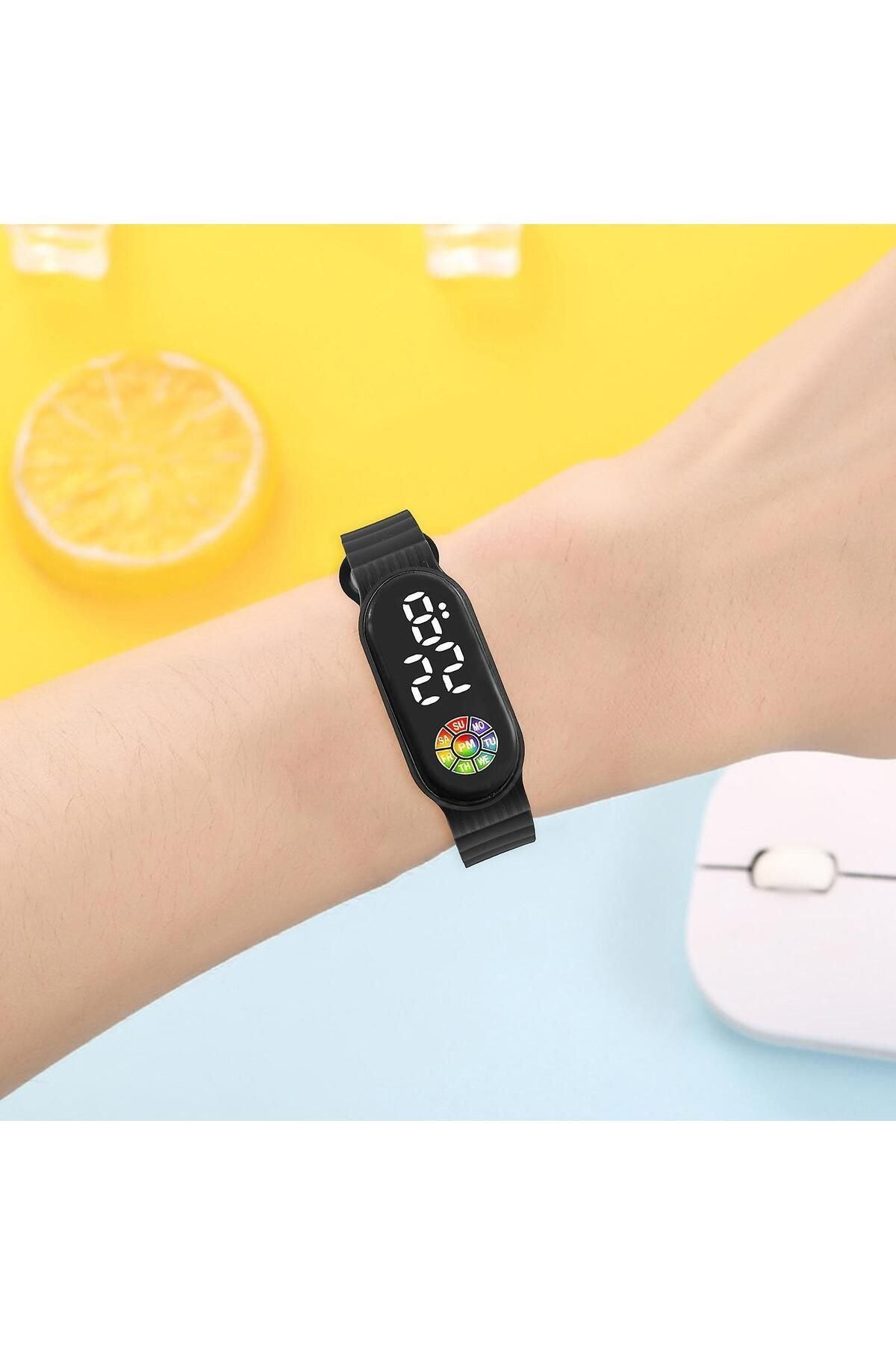 Siyah Dijital Kol Saati