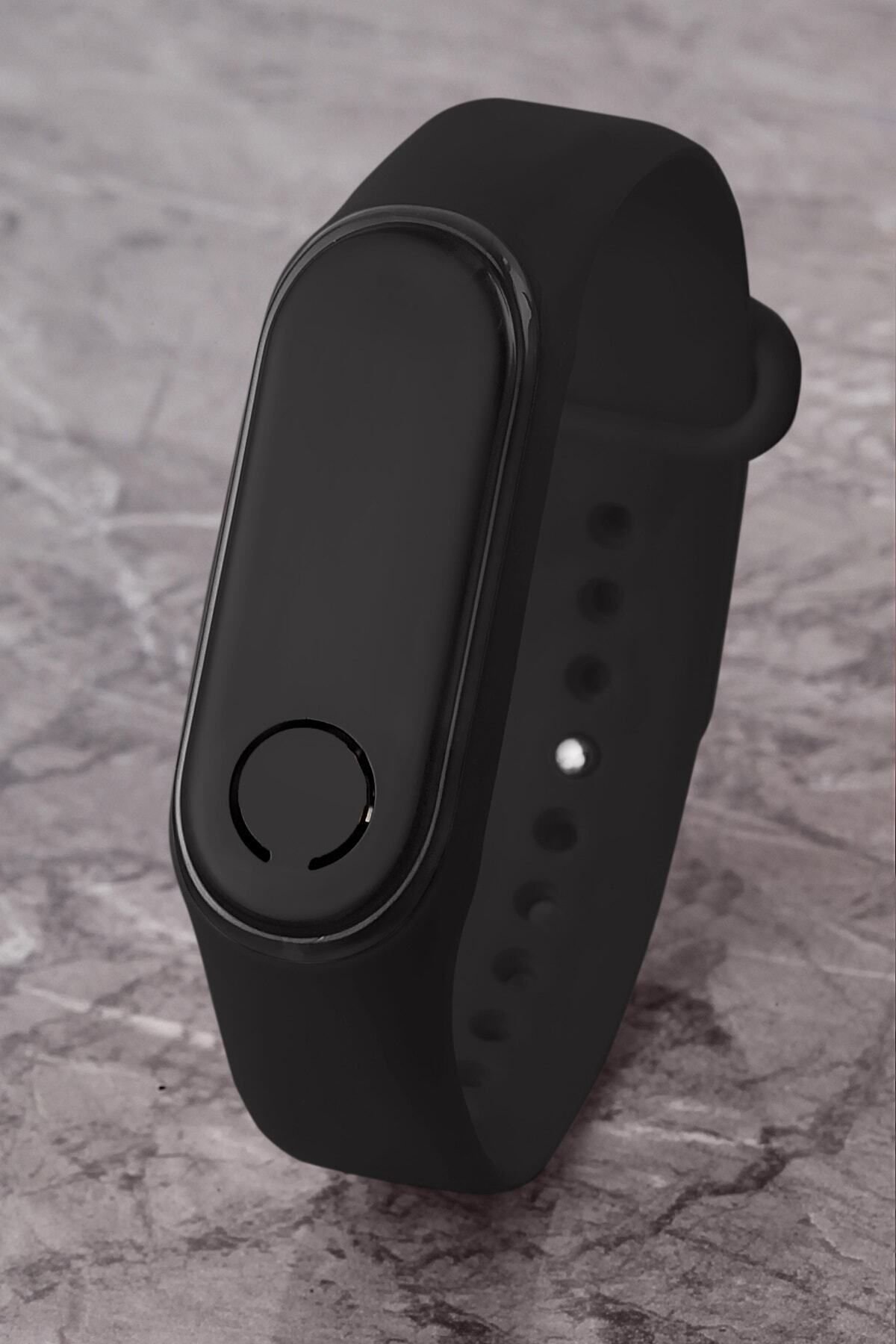 Siyah Dijital Kol Saati