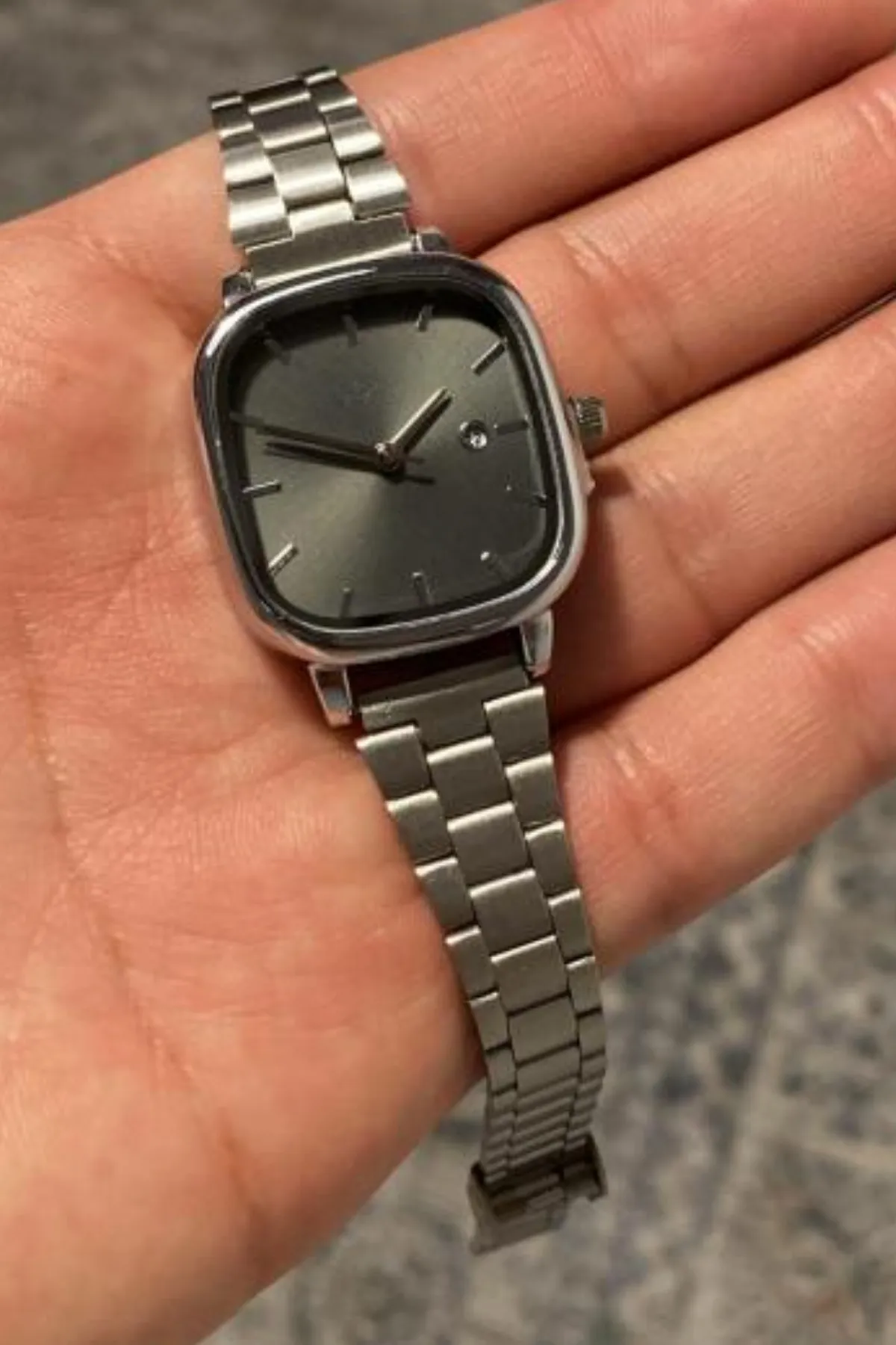 Siyah Gümüş Takvimli Erkek Kol Saati