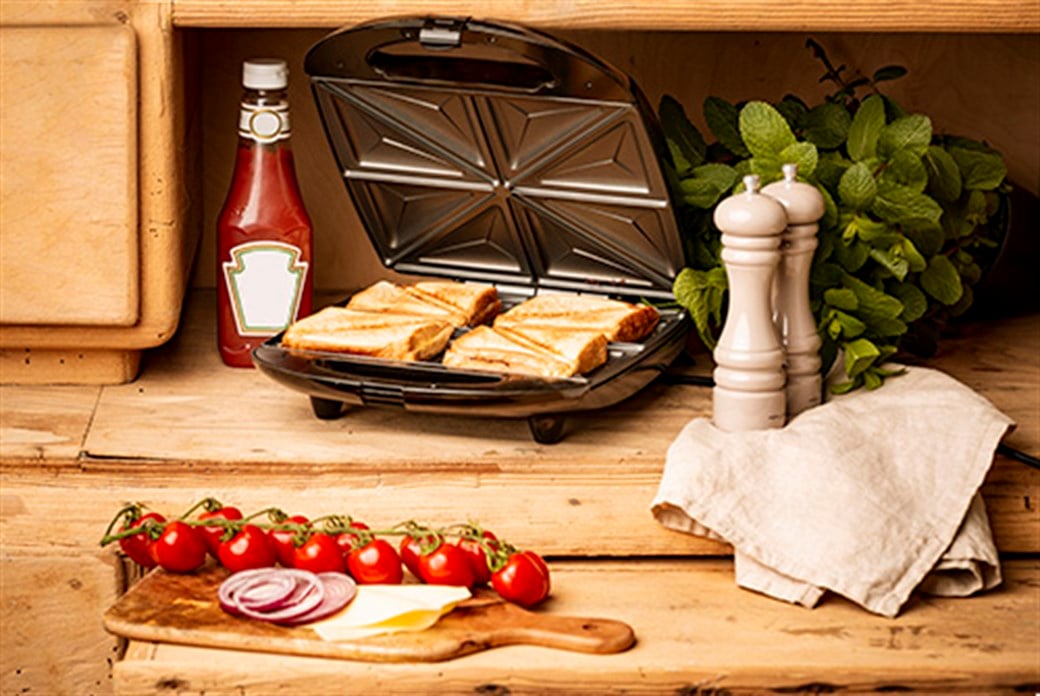 ADLER CR 3023 TOST MAKİNESİ 