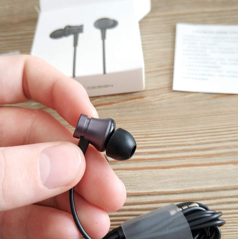 XIAOMI MI IN-EAR HEADPHONES BASIC BLACK