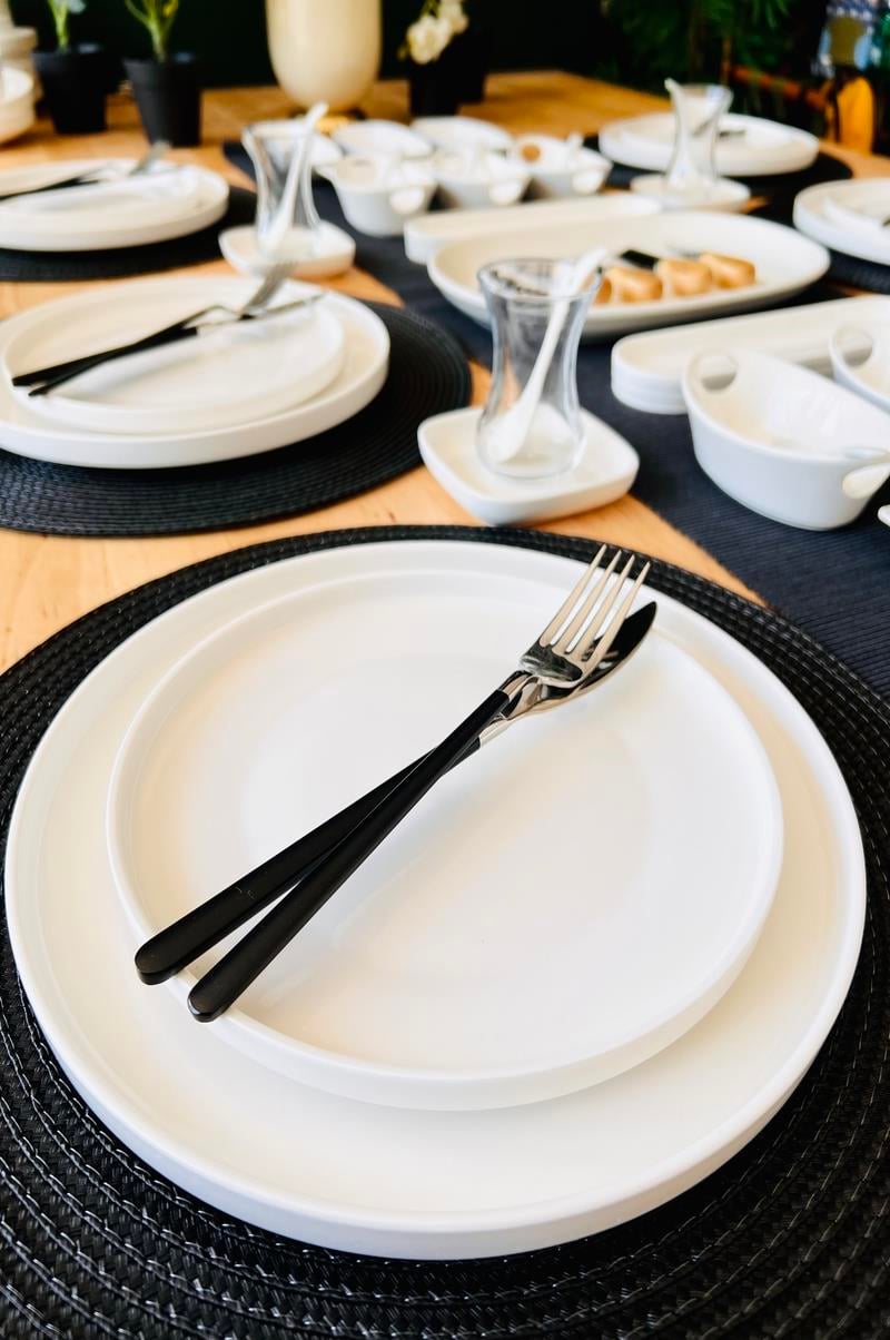Beyaz Porselen 12 Kişilik 128 Parça Yemek Takımı ve Kahvaltı Takımı