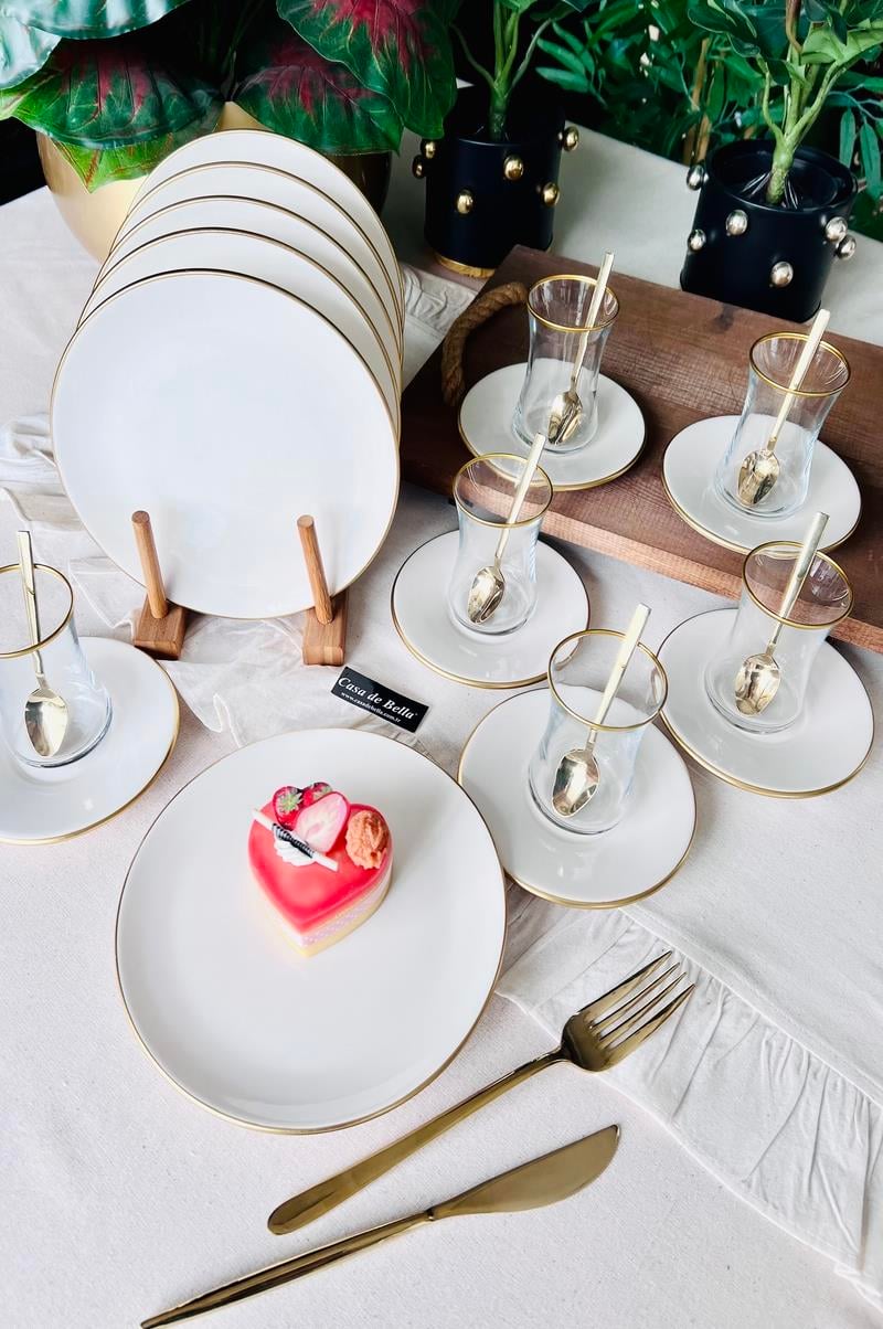 Gold Modern 18 Parça 6 Kişilik Yaldızlı Çay Seti