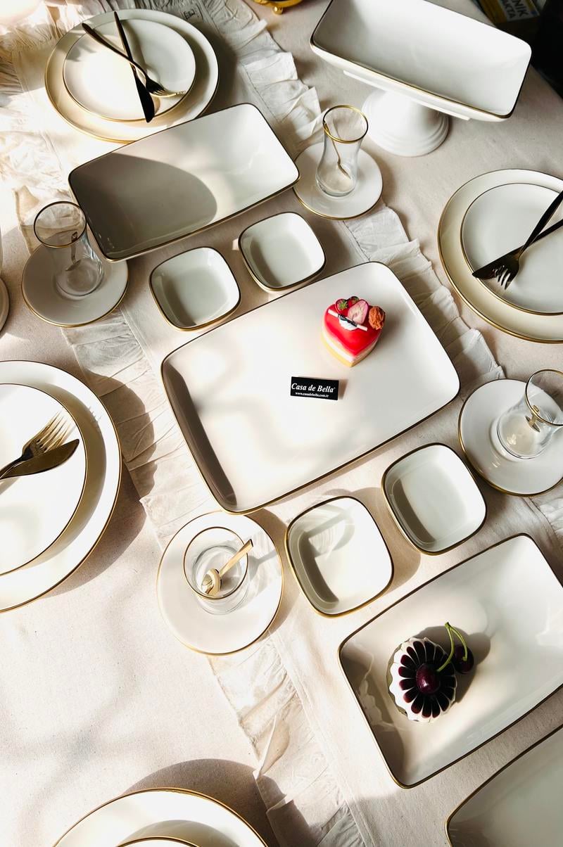 Gold Modern Servis ve Pasta Tabaklı 6 Kişilik 40 Parça Kahvaltı Seti