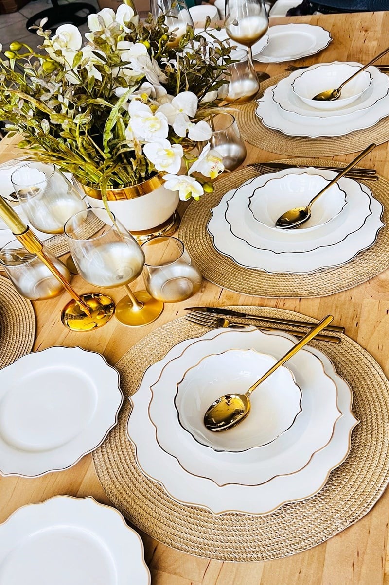 Gold Yaldızlı Modern 126 Parça 12 Kişilik Yemek ve Kahvaltı Takımı
