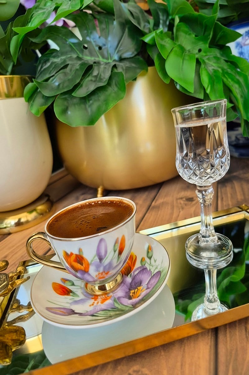 Kahve Yanı Kadeh