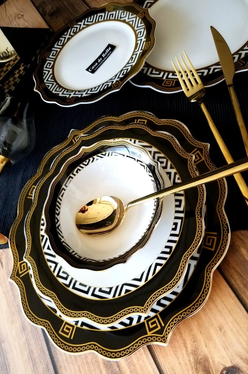 VERSACE DESENLİ 24 PARÇA YEMEK TAKIMI
